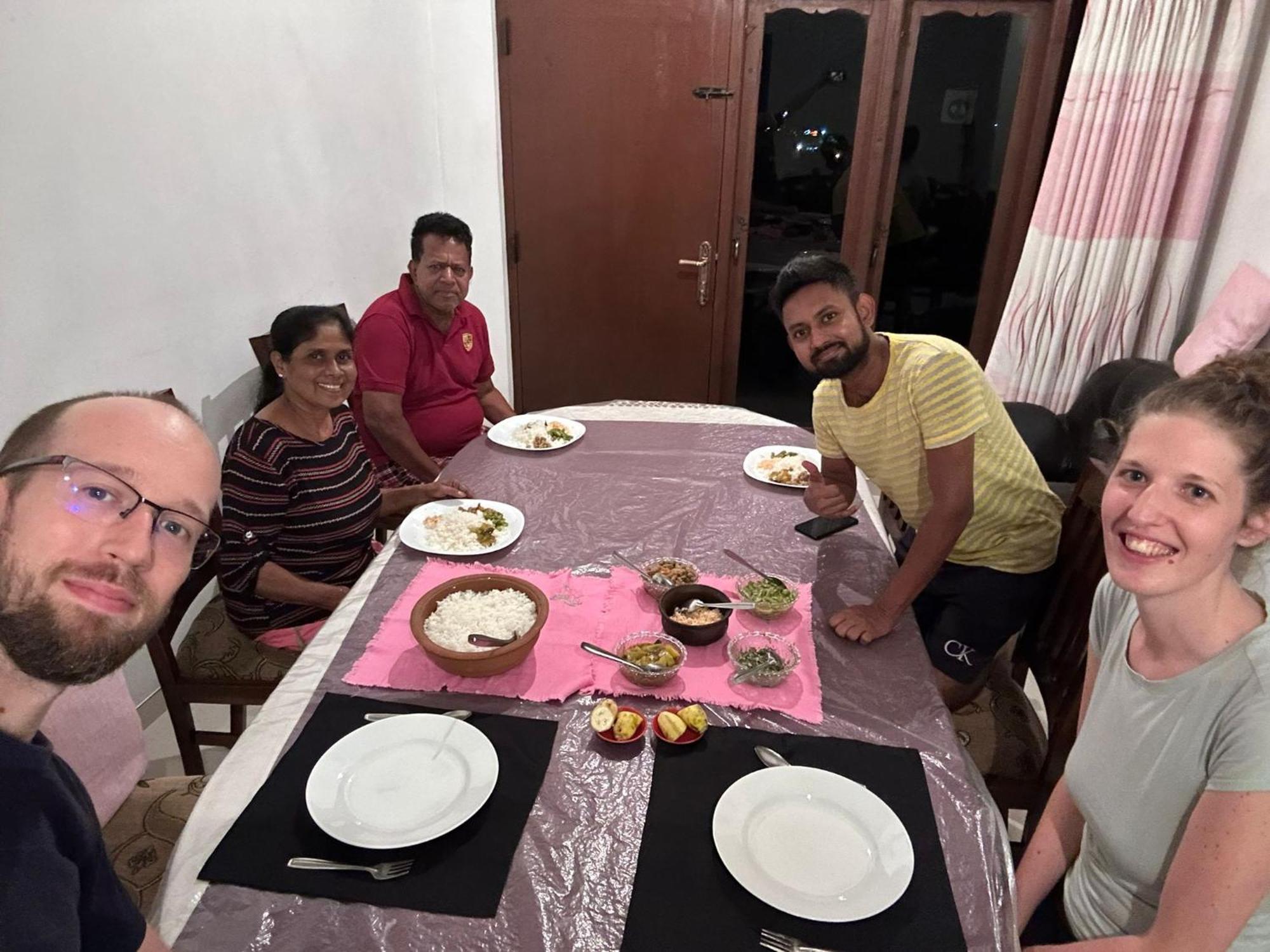 Dreamscape Home Stay Kandy Exterior foto