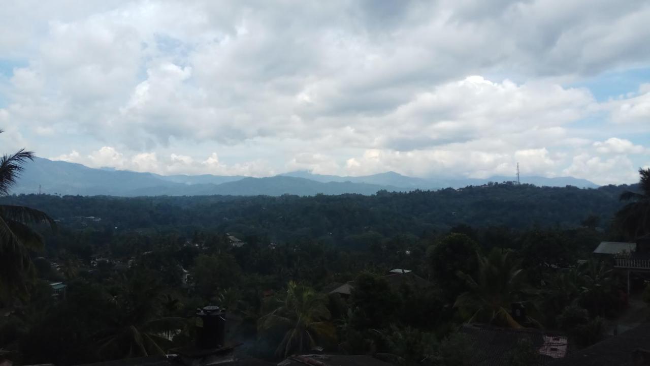 Dreamscape Home Stay Kandy Exterior foto