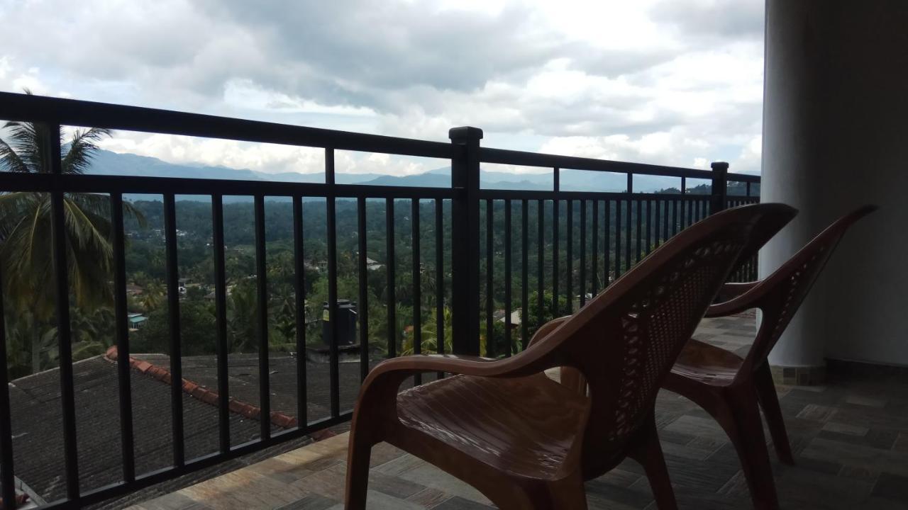 Dreamscape Home Stay Kandy Exterior foto